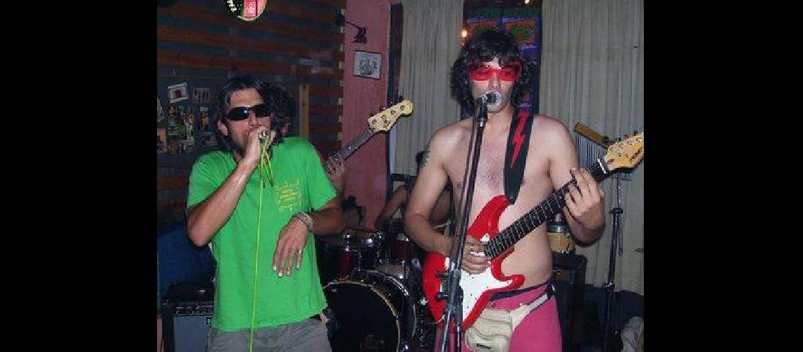 Cabarette celebra sus 15 antildeos de  fundacioacuten con un concierto el 24