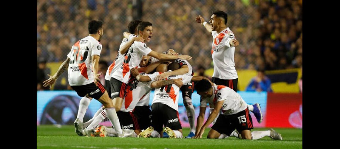 River eliminoacute a  Boca y es finalista 