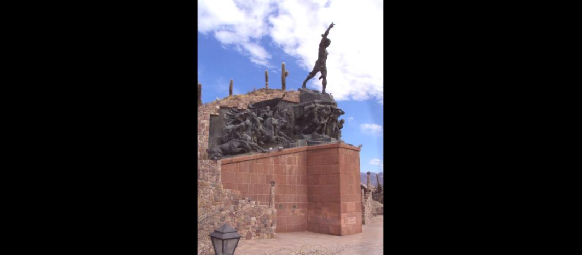Declararaacuten de intereacutes histoacuterico al Monumento de Humahuaca