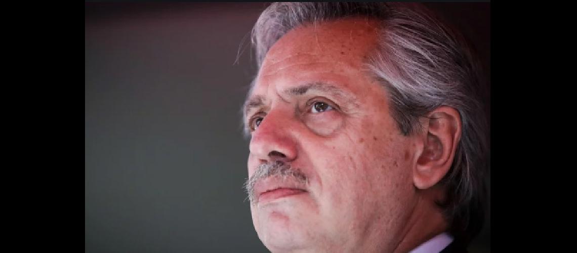 Alberto Fernaacutendez llamoacute a terminar con el hambre