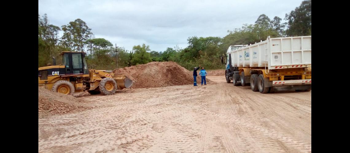 CULMINARON TAREAS DE REACONDICIONAMIENTO EN LAGUNA PRE SEDIMENTADORA DE LIBERTADOR