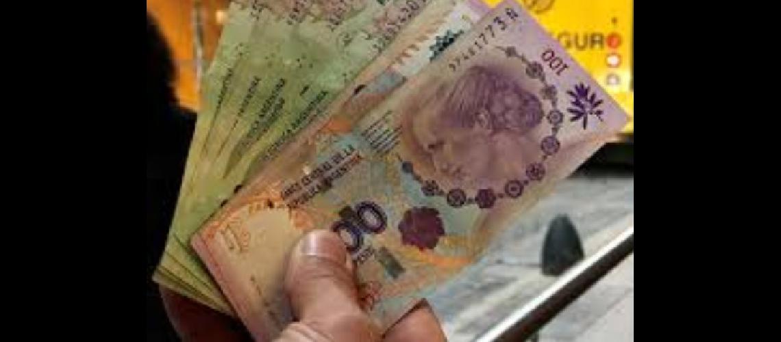 En 6 meses habraacute nuevos billetes de de 2000 o 5000