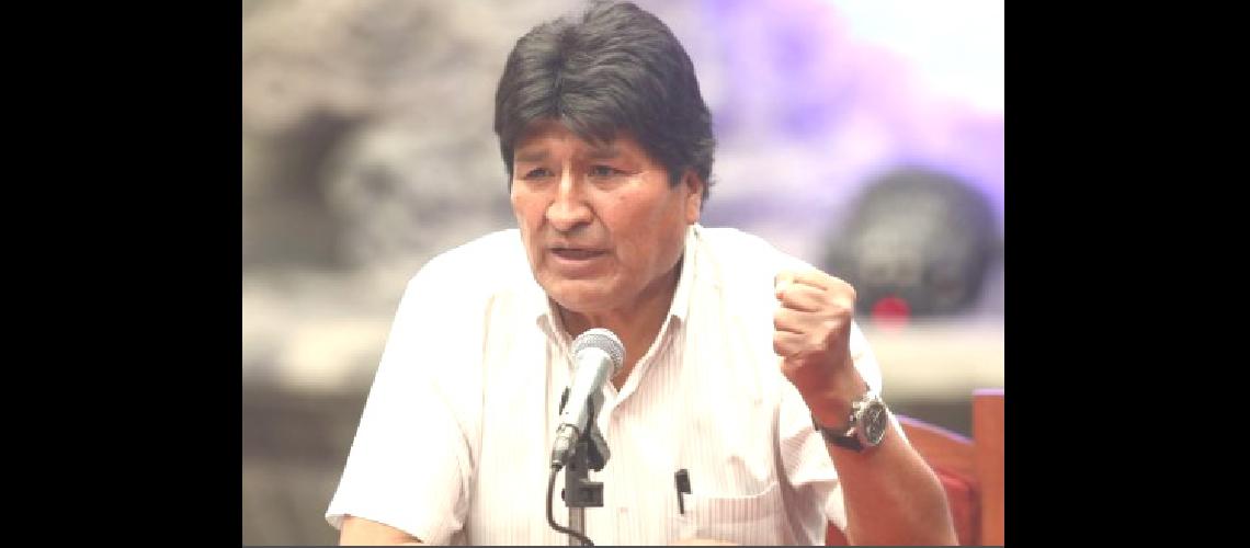 Criacuteticas a Evo por su amenaza de organizar milicias armadas