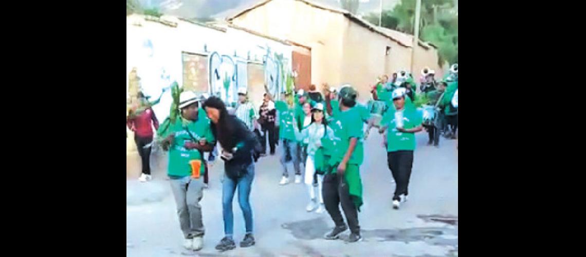 En la previa del carnaval compadres renovaron su pacto de padrinazgo