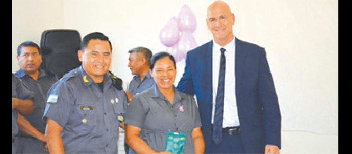 Mujeres penitenciarias y policias fueron distinguidas