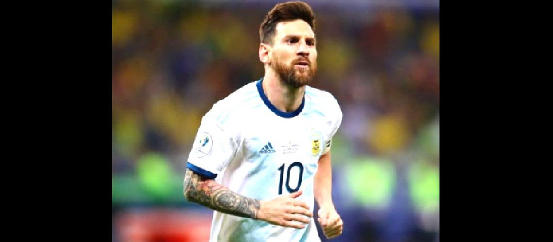Messi lidera la lista de Argentina para el debut