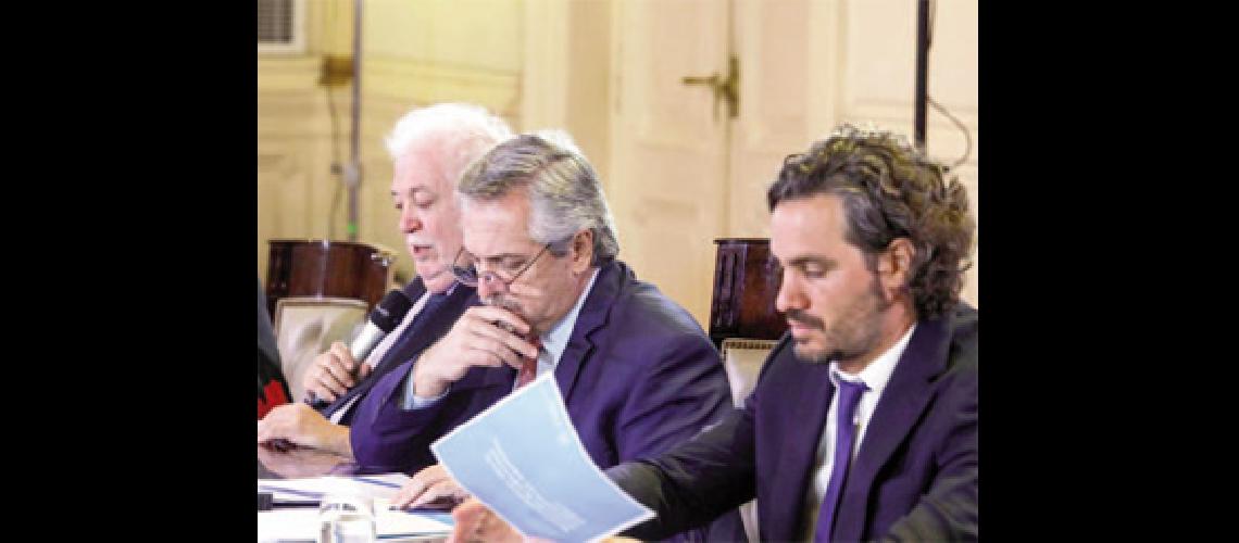 #147Seraacute obligatoria la cuarentena para quienes regresen de paiacuteses afectados#148