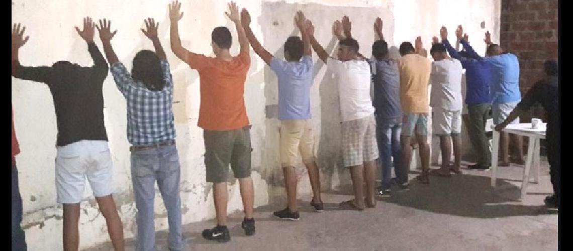 147Inflexibles148 con quienes violan el aislamiento social