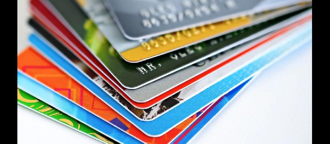 Vencimientos de tarjetas de creacutedito se podraacuten abonar el 13