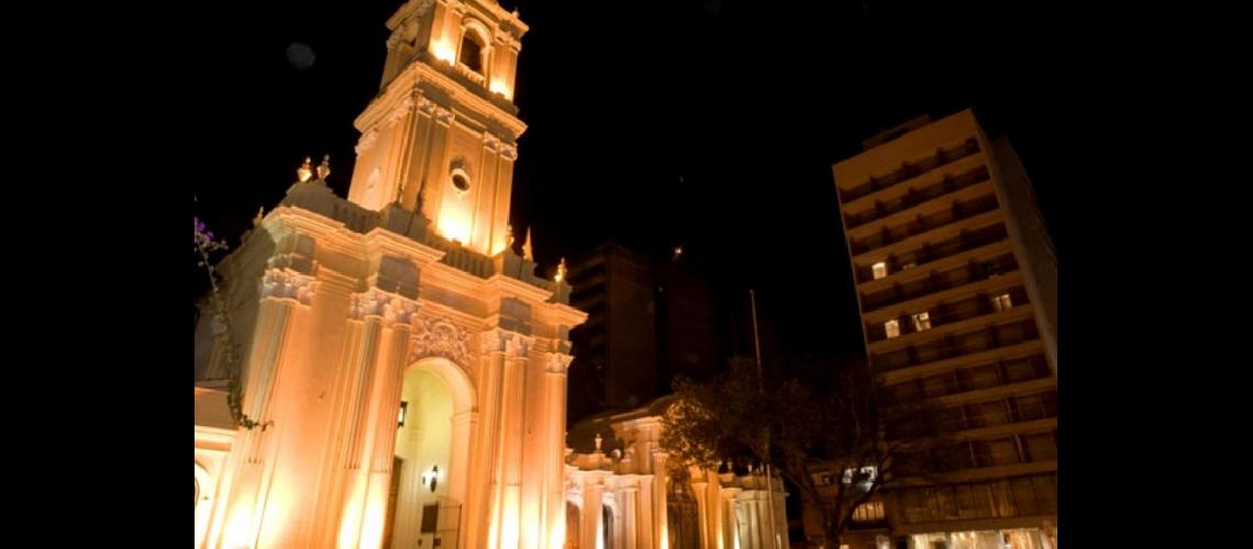 Semana Santa se celebraraacute a puertas cerradas