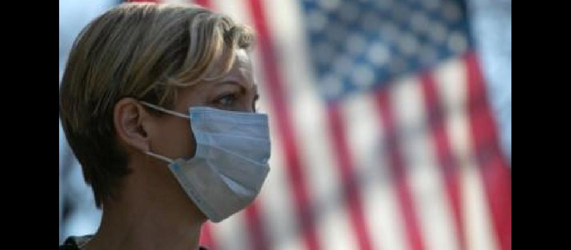 EEUU supera los 8000 muertos y los 300000 infectados