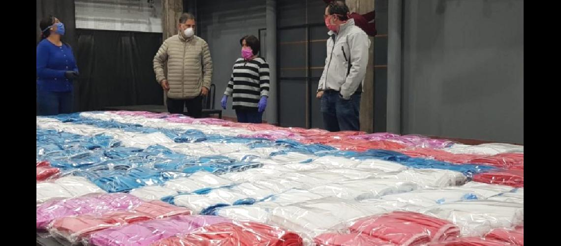 Campantildea municipal para la confeccioacuten y acopio de barbijos