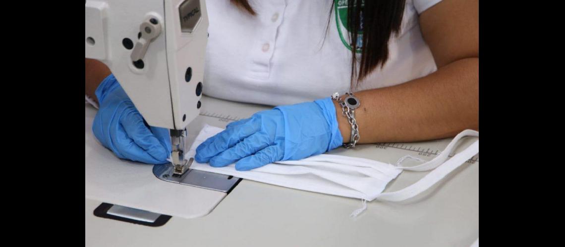 Joacutevenes se movilizan en esta pandemia