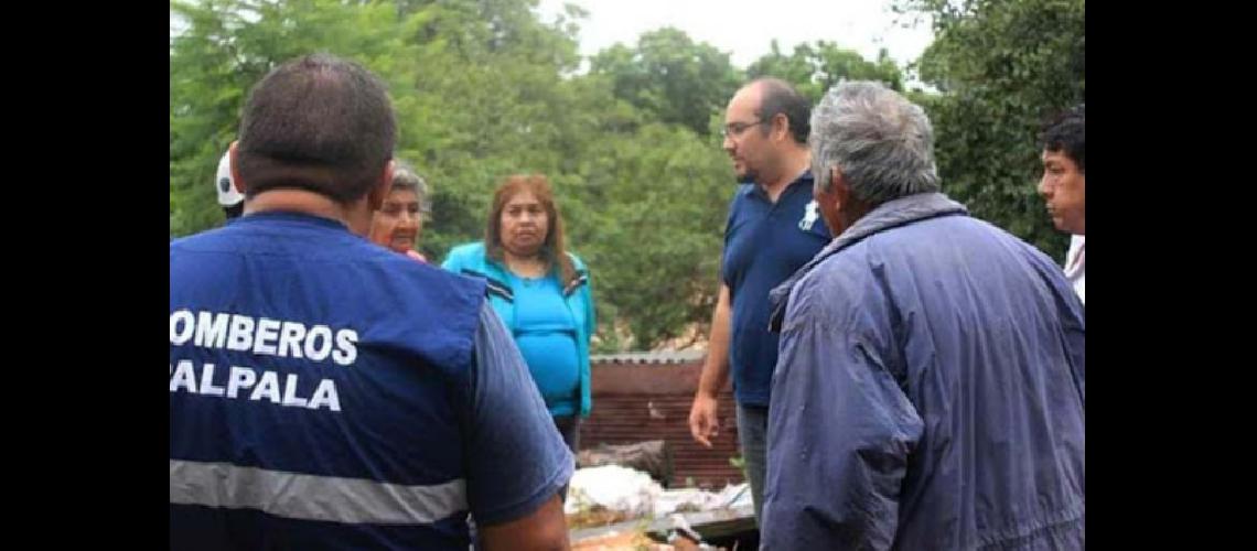 #147Solidario Sin Frontera#148 llevo donaciones para las familias de Los Blancos