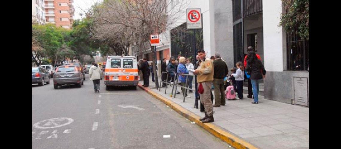 Prohibicioacuten de estacionamiento