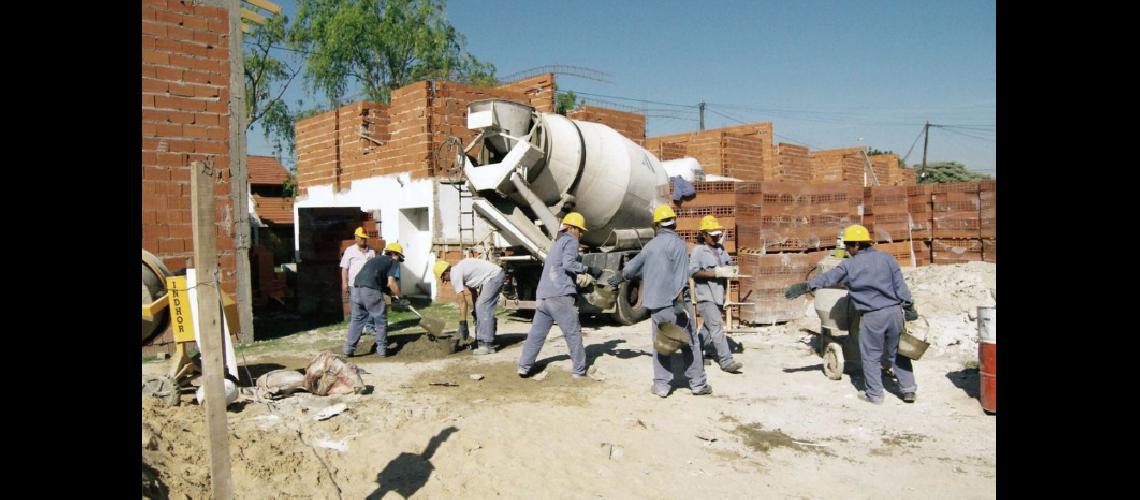 Gobierno dispuso habilitar la venta de insumos destinado a la construccioacuten