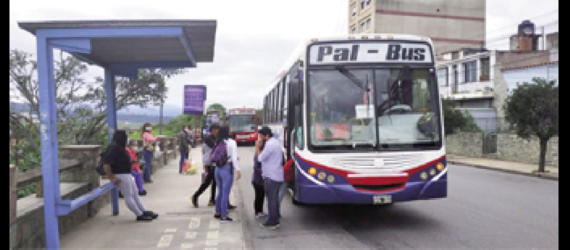 UTA Jujuy adhirioacute al paro en el transporte de pasajeros