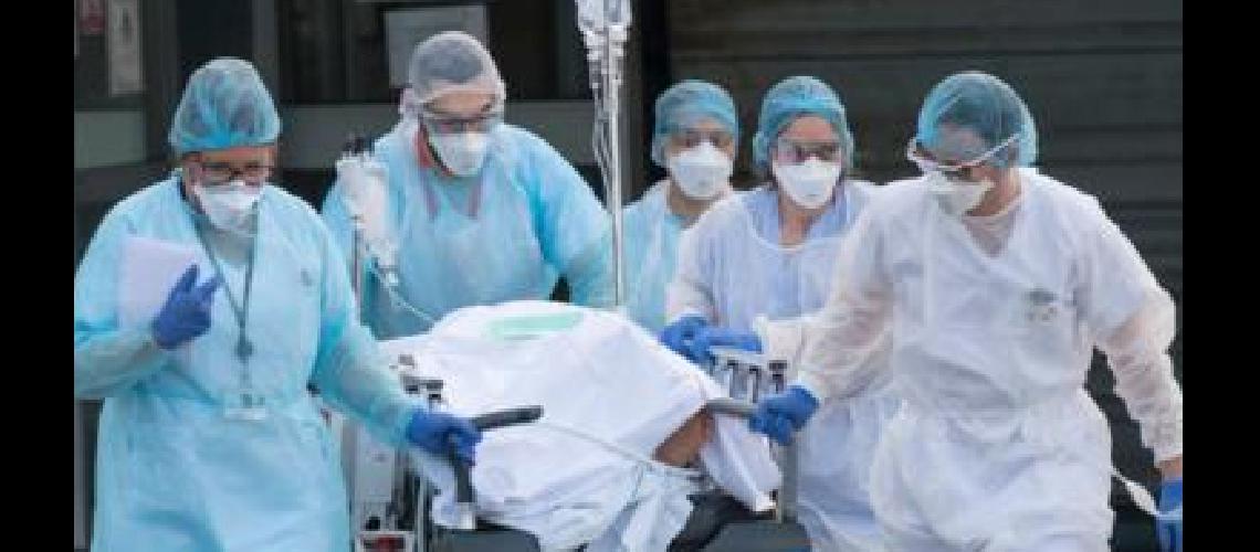 Murieron 11 personas por Covid-19 y reacutecord de contagios 438