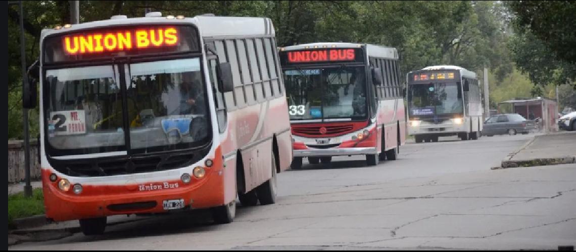 UTA suspende medida y el servicio de colectivos seraacute normal