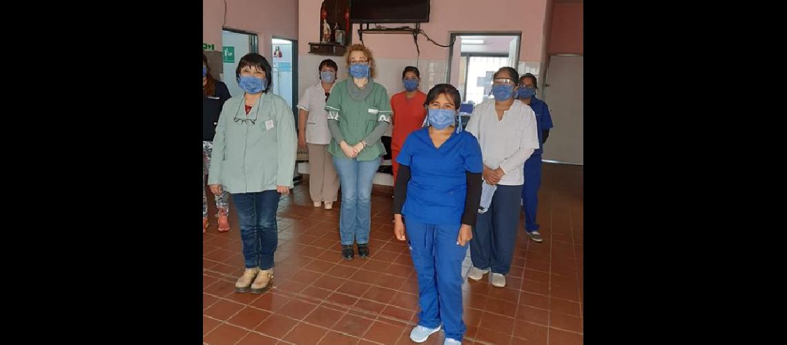 Entregan insumos y elementos de proteccioacuten a hospitales