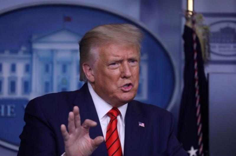 Donald Trump responde preguntas a medios en la Casa Blanca en Washington