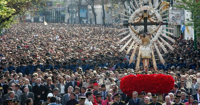 El coronavirus pudo con maacutes de 300 antildeos de historia de la procesioacuten del Milagro