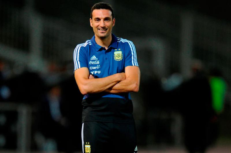 Scaloni completoacute la lista con boquenses y riverplatenses