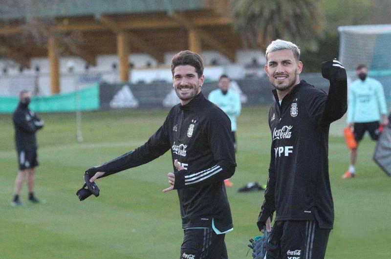 El seleccionado de la mano de Scaloni pone primera