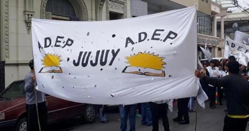 Adep acompantildea posicioacuten de Ctera sobre retorno a las aulas