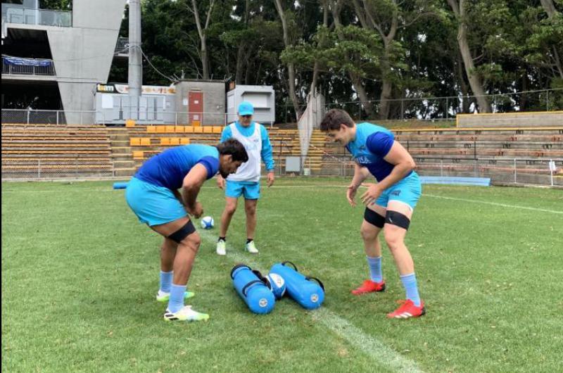 Los Pumas  se preparan para jugar ante Waratahs