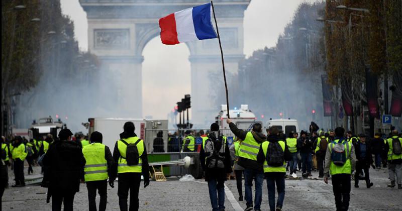 Al menos 95 detenidos y 67 policiacuteas heridos tras los disturbios en Francia
