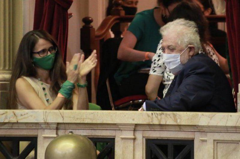 Gineacutes Gonzaacutelez Garciacutea Goacutemez Alcorta e Ibarra exponen en el Senado