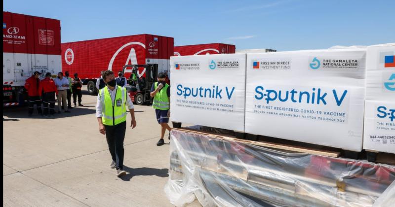 LLegaron las primeras dósis de Sputnik-V