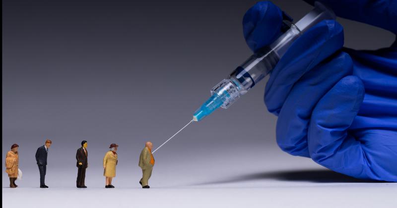 AstraZeneca pide a la Unioacuten Europea autorizacioacuten para su vacuna