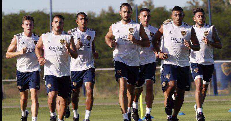 Boca va por el tiacutetulo nuacutemero 70 frente a Banfield