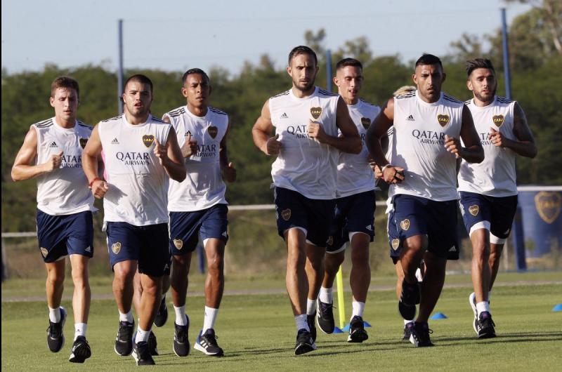 Boca va por el tiacutetulo nuacutemero 70 frente a Banfield