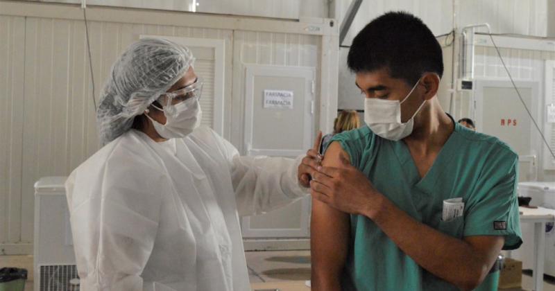 Con 8500 dosis se reanudaraacute hoy la vacunacioacuten en la Provincia
