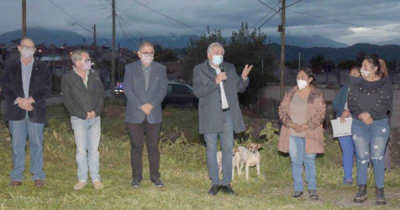 Obras eleacutectricas mejoraraacuten la calidad de vida de vecinos de distintos barrios