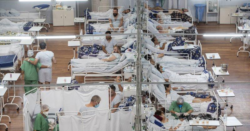 Los hospitales colapsan sin un plan nacional contra el coronavirus en Brasil