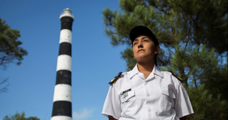 La Armada Argentina es una gran oportunidad profesional y servir a la Patria es un orgullo 
