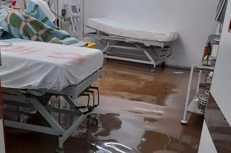 Otra vez el Hospital Oriacuteas afectado por lluvias