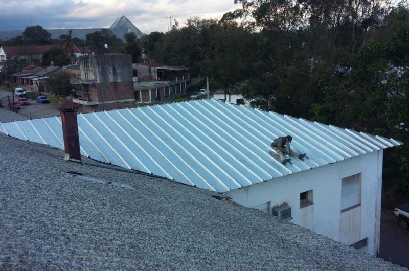 Un 40-en-porciento- de avance en las obras del techado en el Hospital Oscar Oriacuteas