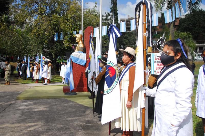 Conmemoraron el 428ordm aniversario de la fundacioacuten de la ciudad de San Salvador