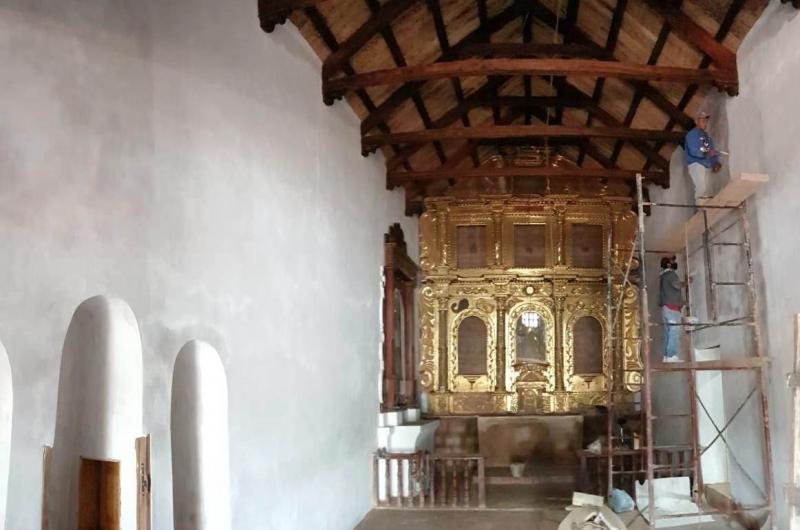 La iglesia de Uquiacutea se restauroacute respetando su tecnologiacutea constructiva original