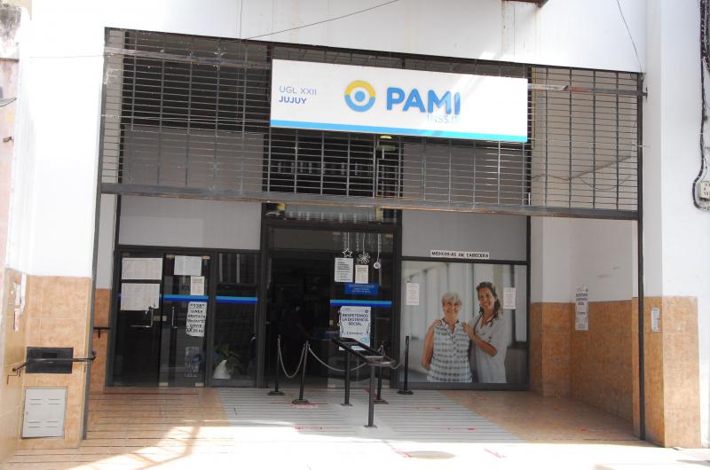 Pami lanzoacute campantildea de vacunacioacuten antigripal con nueva modalidad