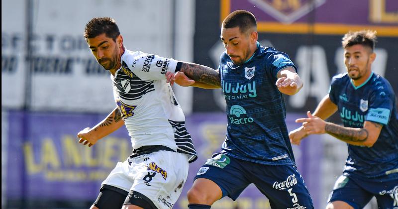 Gimnasia no pudo estirar su buen momento en Floresta