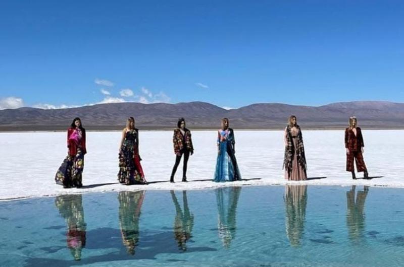 Las Salinas Grandes fueron el escenario para el prestigioso Marbella Fashion Week