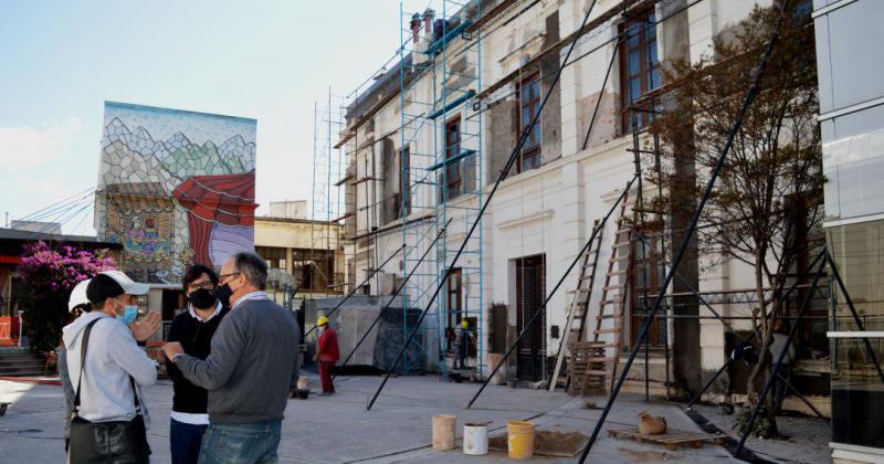 Avanza el plan integral de obras de restauracioacuten del teatro Mitre