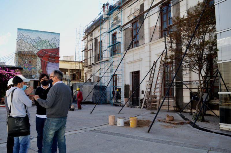 Avanza el plan integral de obras de restauracioacuten del teatro Mitre