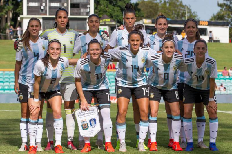 Punto de partida- especialistas destacan la denuncia de jugadoras contra un DT por acoso